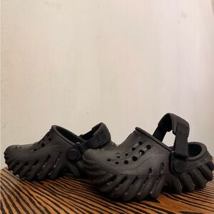 CROCS Kids Black Rugged Clogs (Toddler)